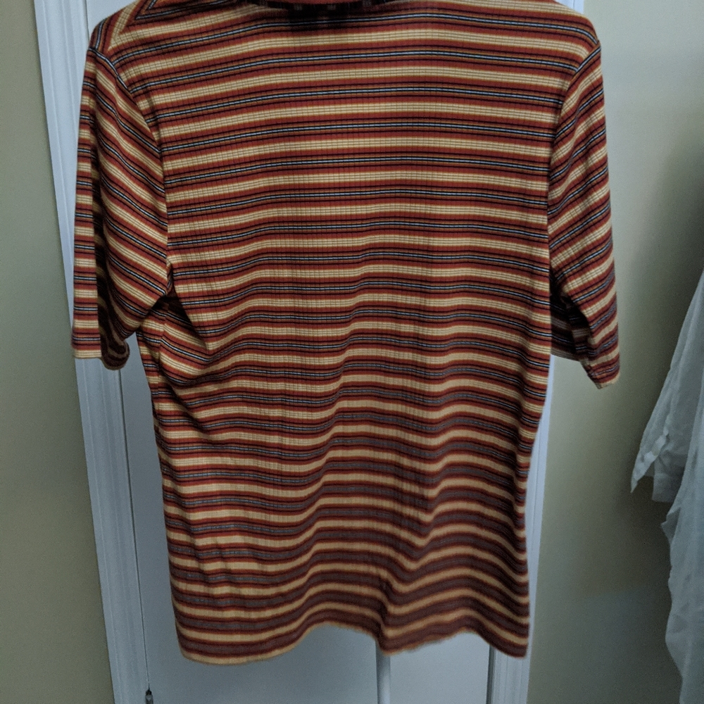 Shirt - Picture 2 of 2